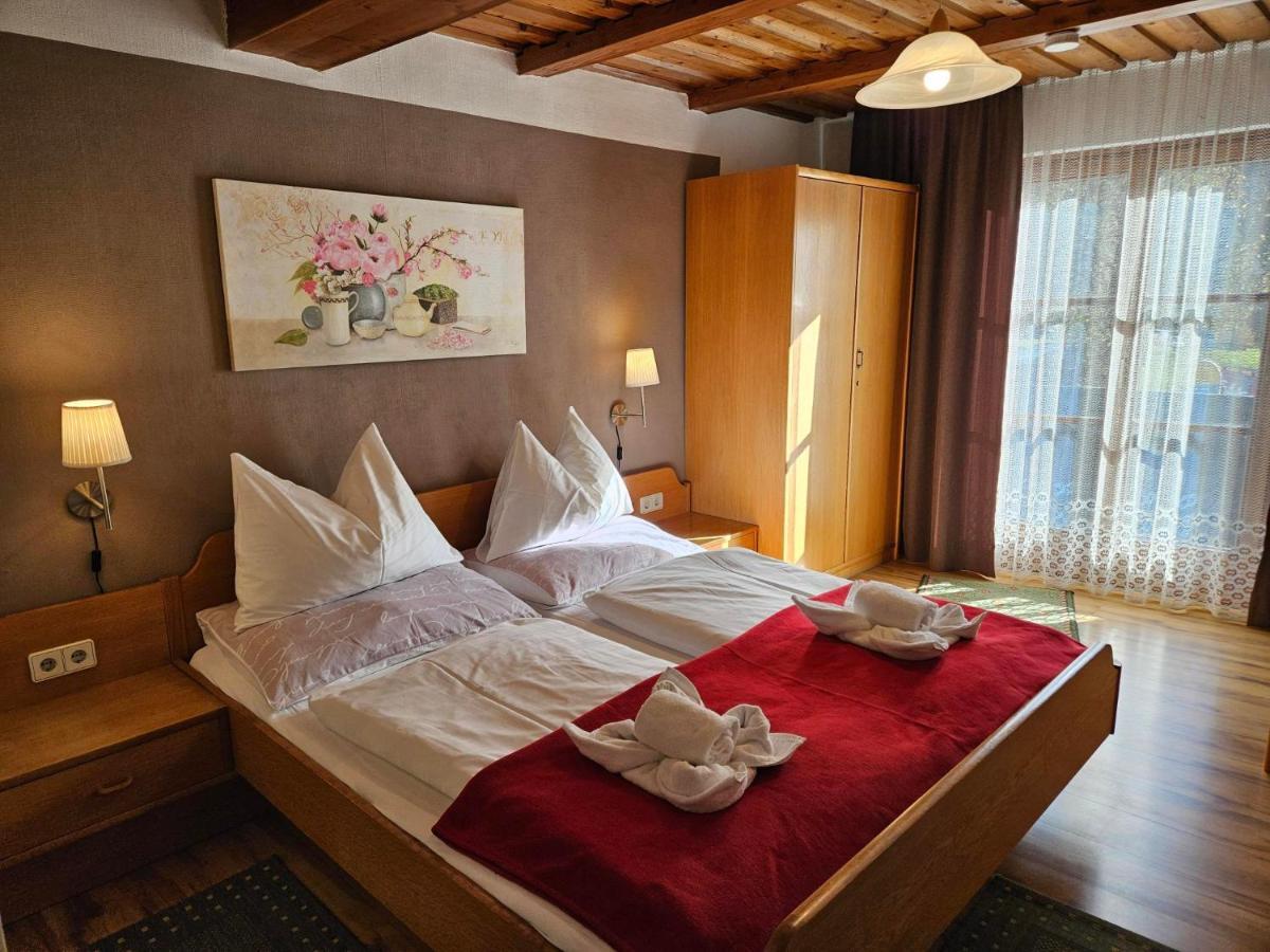 Gasthof-Pension Alt Kirchheim Bad Kleinkirchheim Exteriör bild